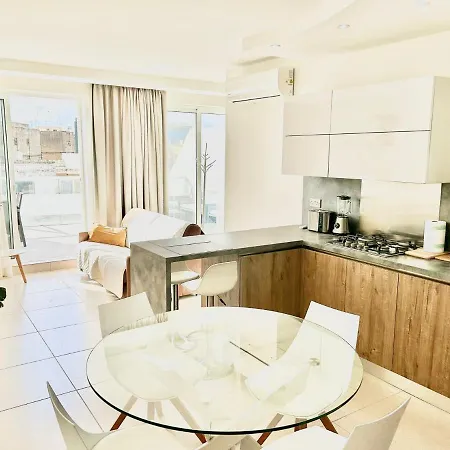 Apartament The Papillon Penthouse Santa Vennera