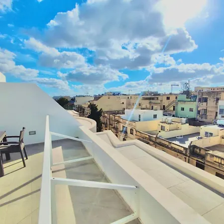The Papillon Penthouse * Santa Vennera