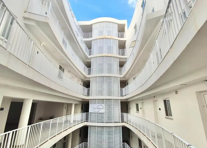 아파트 The Papillon Penthouse Santa Vennera